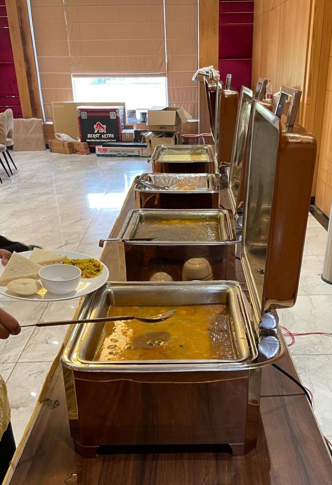 Hotel Three Seasons Vrindāvan Dış mekan fotoğraf